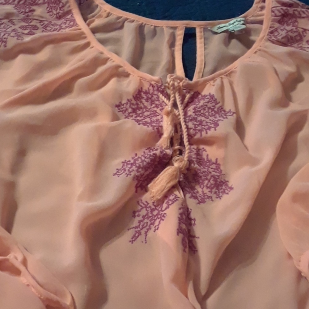 Blouse - Picture 2 of 4